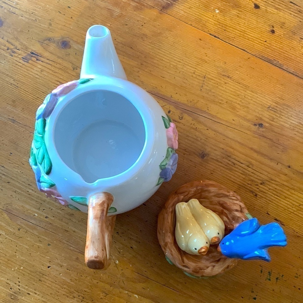 Teleflora teapot with flowers and birds - Picture 7 of 10